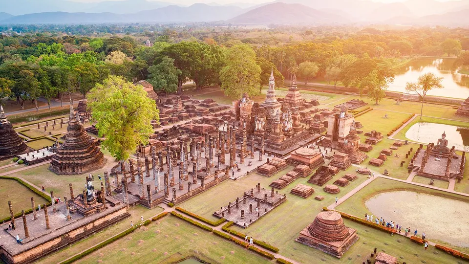 Giorno 7 SUKHOTHAI - PHRAE - CHIANG RAI (370 km)