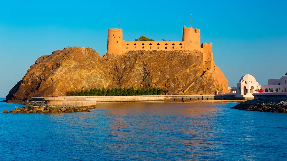 Forte di Jalali che si affaccia sul Golfo dell'Oman