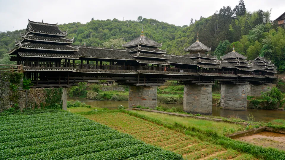 Ponte del Vento e della Pioggia di Chengyang in Cina