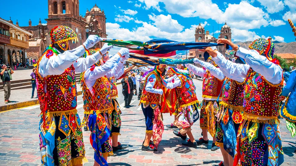 Popolazione locale nella città di Cusco