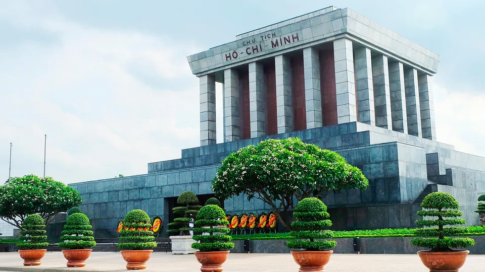 Esterni del Mausoleo di Ho Chi Minh