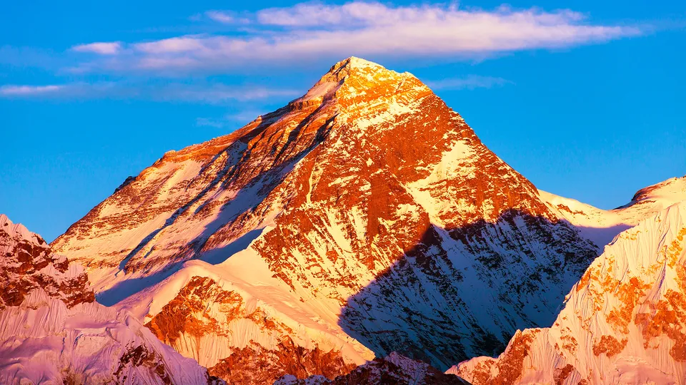 Escursione all'alba con volo sul Monte Everest