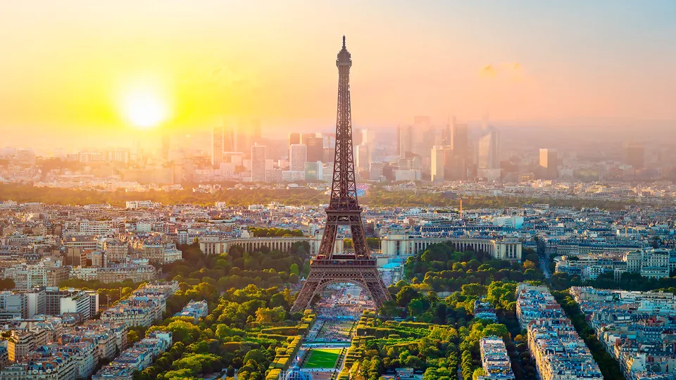 Parigi, Tour Eiffel al tramonto
