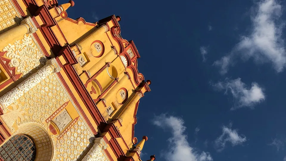 Facciata di chiesa barocca 