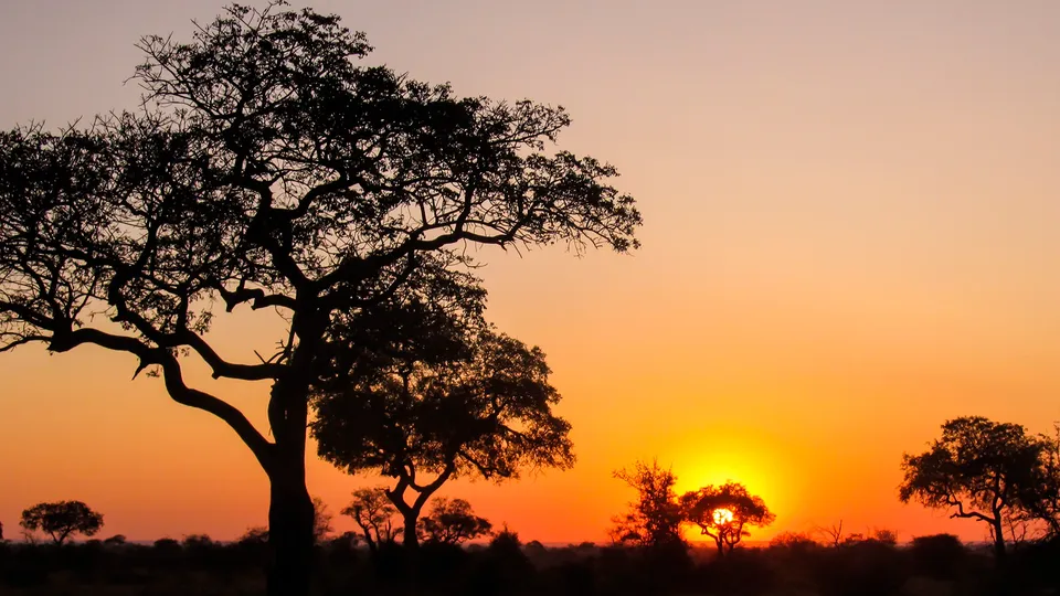 Tramonto durante il viaggio di gruppo organizzato in Sudafrica e Cascate Vittoria
