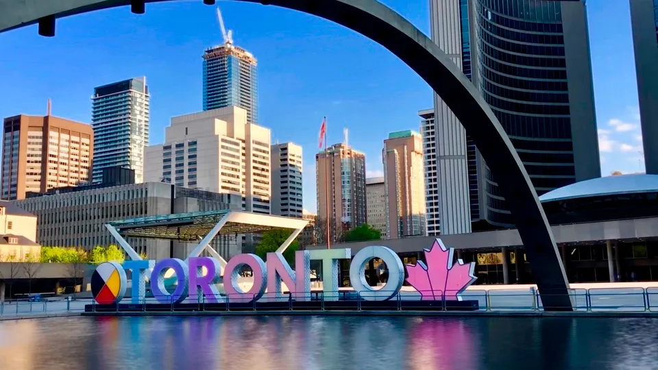 Piazza Nathan Phillips a Toronto