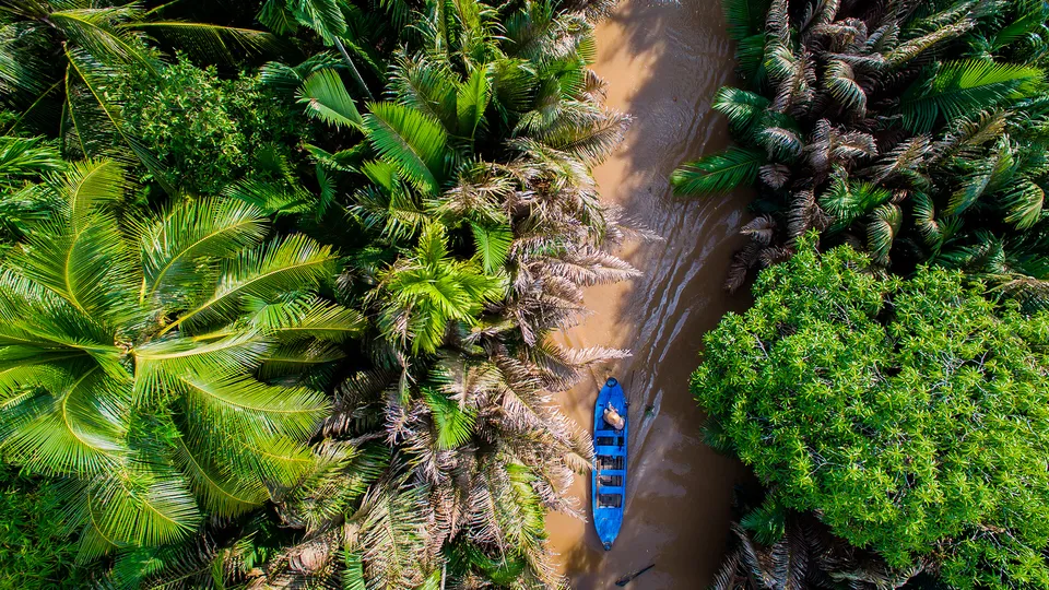 Vista dall'alto di barca sul Mekong