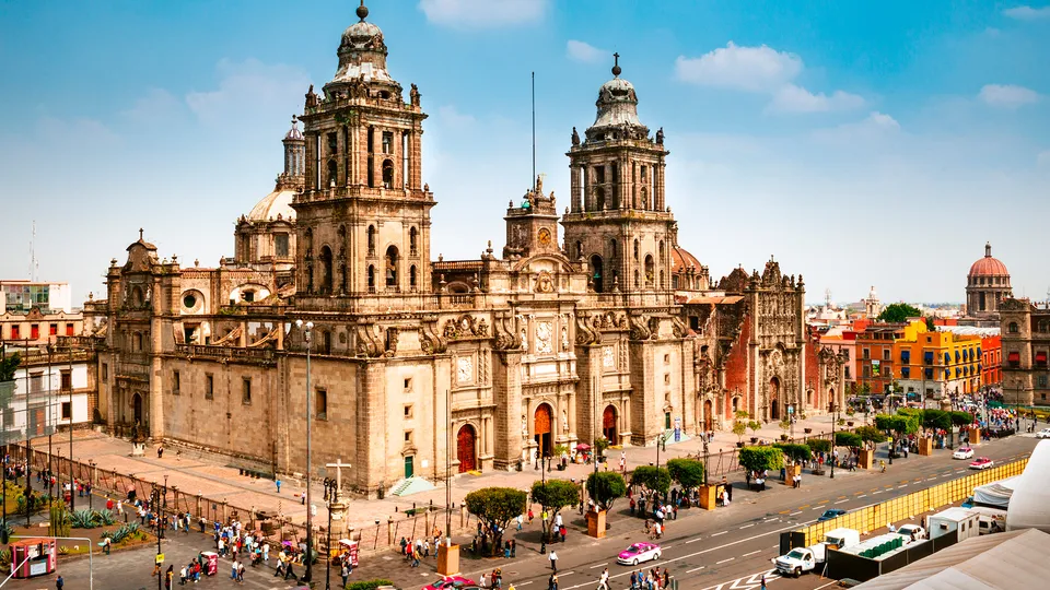 Cattedrale di Città del Messico vista laterale 