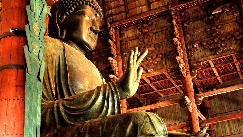 Buddha al tempio Daibutsu-todai-ji