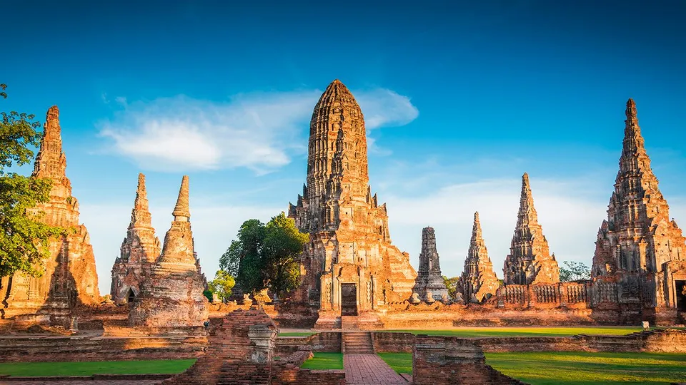 Giorno 6 AYUTTHAYA - LOPHBURI - SUKHOTHAI (460 km)