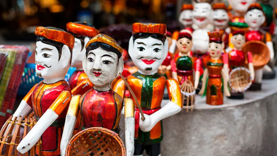 Gruppo di marionette sull'acqua di Hanoi