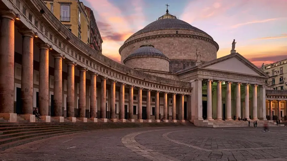 Napoli da Vedere, itinerari poco conosciuti.