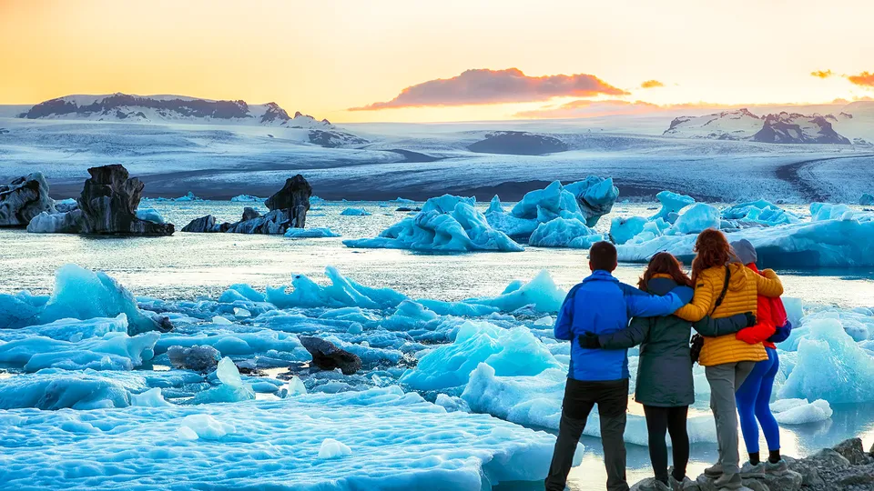 Viaggio di gruppo organizzato in Islanda alla ricerca dell'aurora boreale