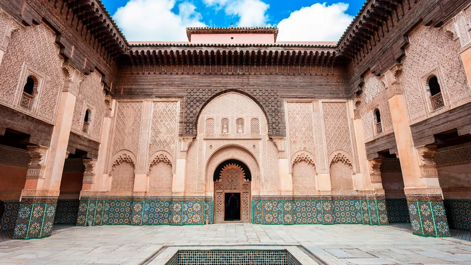 Cortile della Madrasa Ben Youssef a Marrakech