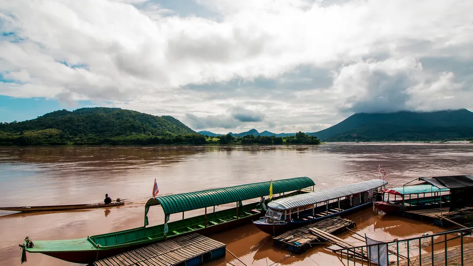 Barche ormeggiate sul Mekong