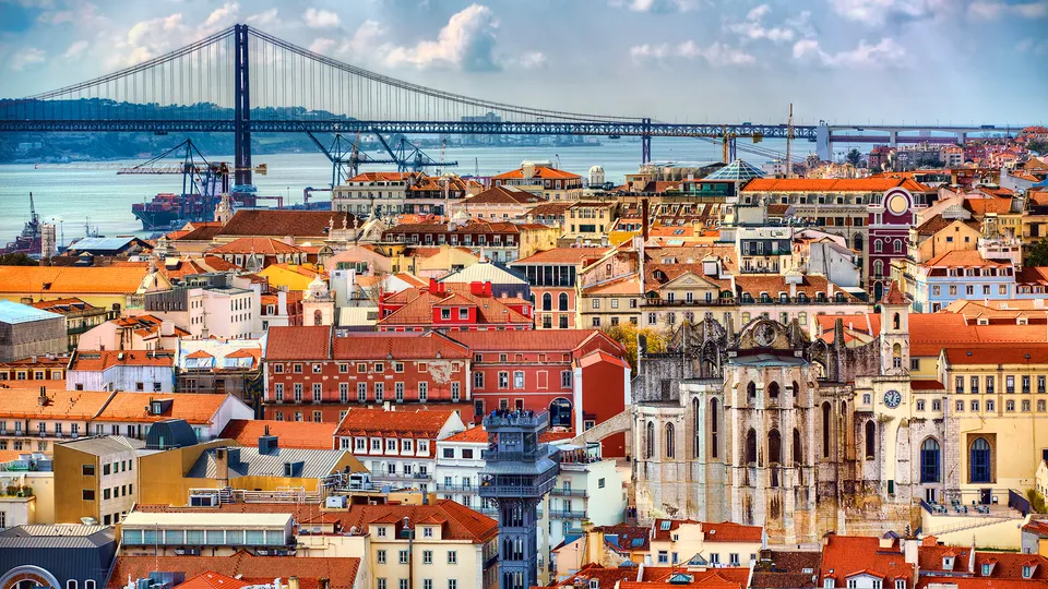 Panorama di Lisbona sul ponte 25 aprile