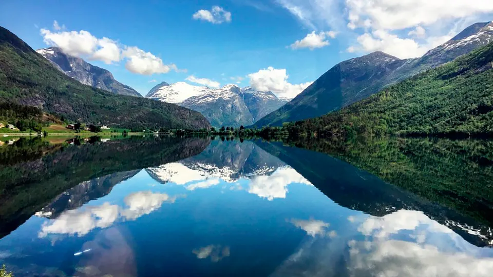 Panorama nei fiordi norvegesi