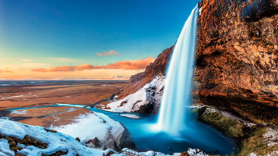 Cascata Seljalandsfoss in Islanda