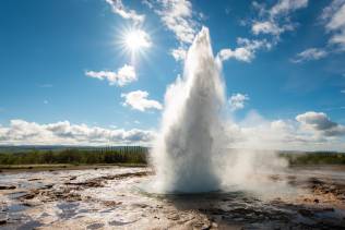 stokkur-geysir-estate