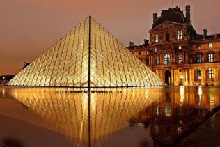 parigi-louvre-piramide