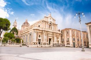 catania-piazza-duomo