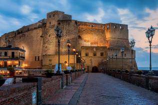 castel dell'ovo napoli