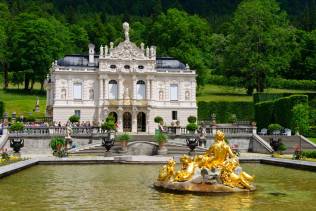 castello-linderhof