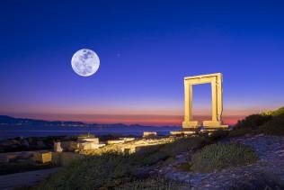 Naxos, Tempio Apollo