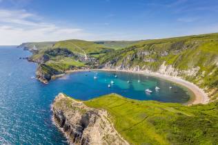 jurassic-coast-Lulworth-Cove