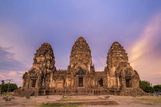 Phra Prang Sam Yod