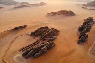 Wadi Rum, campo tendato nel deserto