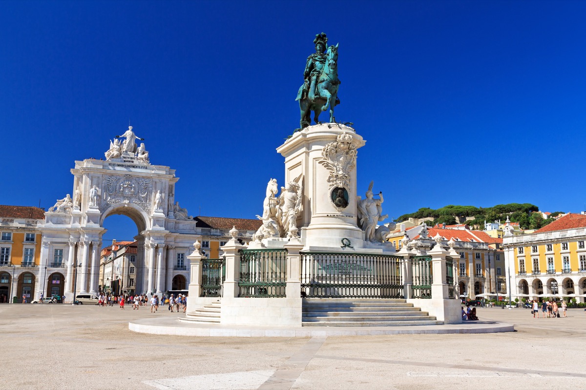 cosa vedere a lisbona praca do comercio