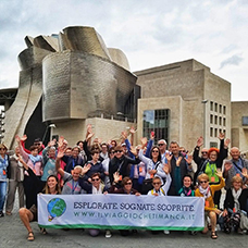 Foto di gruppo viaggio a Bilbao